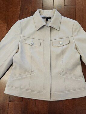 Lafayette 148 New York women's beige wool jacket in size 8